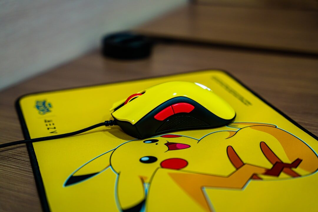 yellowandblackcordedcomputermouse